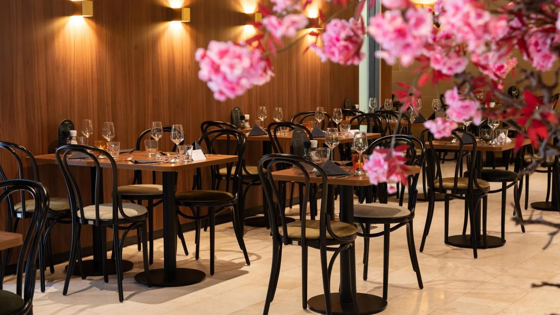 Hotel Walram Valkenburg aan de Geul 3*,  Holland
